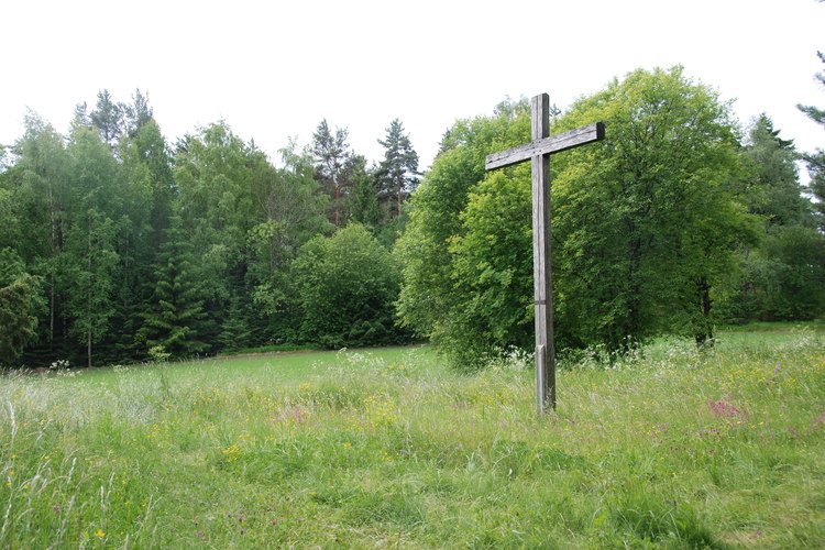 Avaa kuva isommaksi Ristipelto (1)_M.